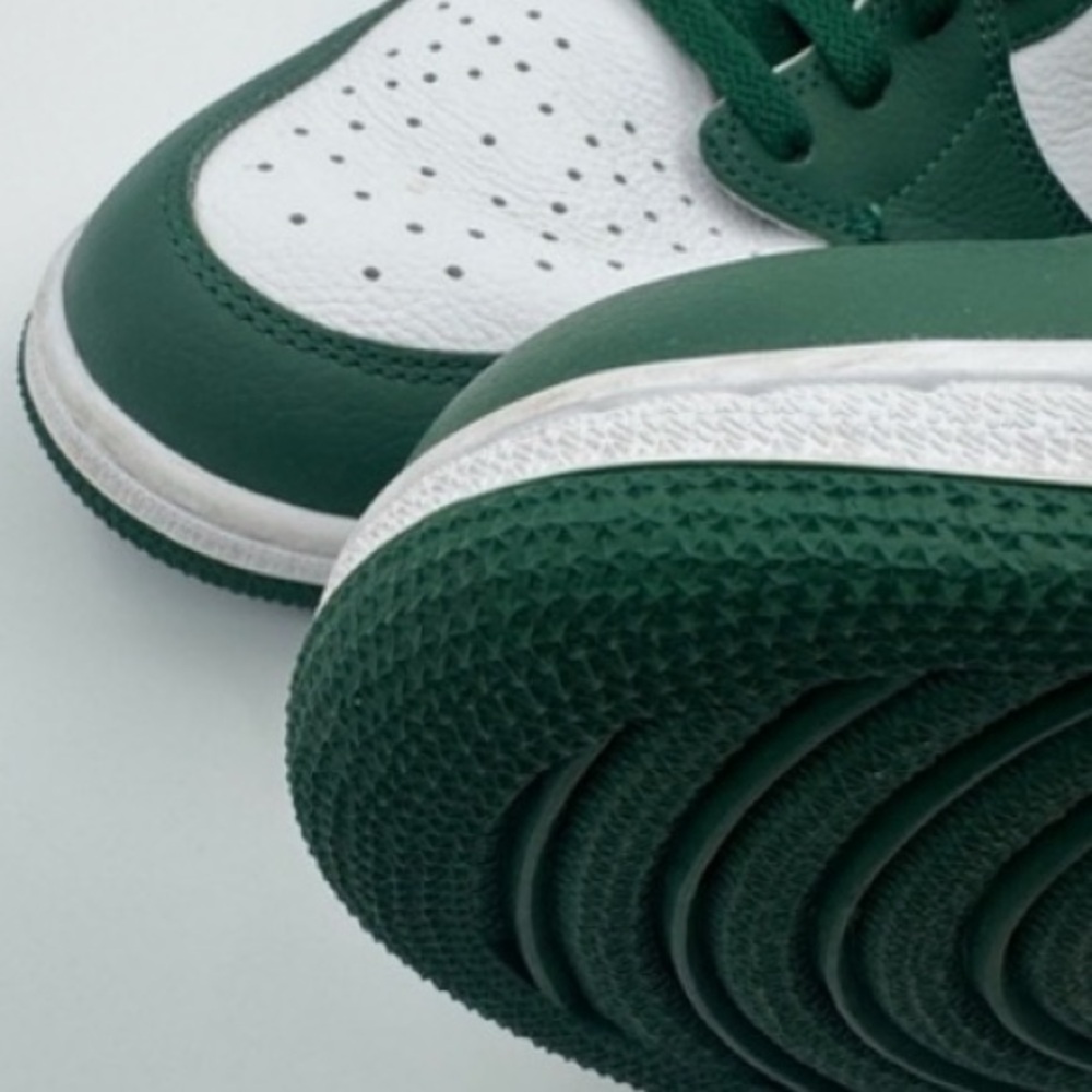 AIR JORDAN 1 High OG in Gorge Green (2022) - ** PRISTINE IN BOX. ** SZ 14 - Picture 6 of 8